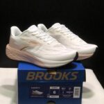 Brooks Launch 11 – 8colors