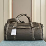 Lululemon Wunderlust Weekender Bag 48L