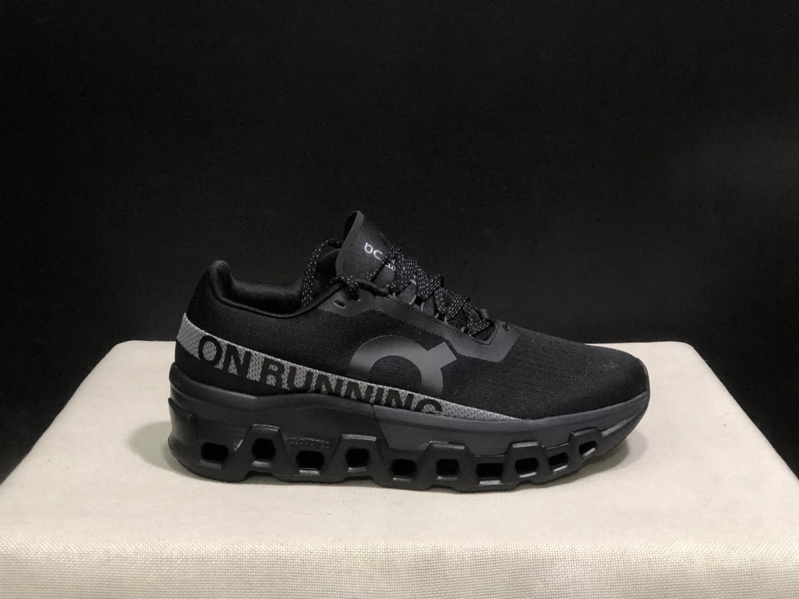 On Running shoes inspired Cloudmonster 2 36-45