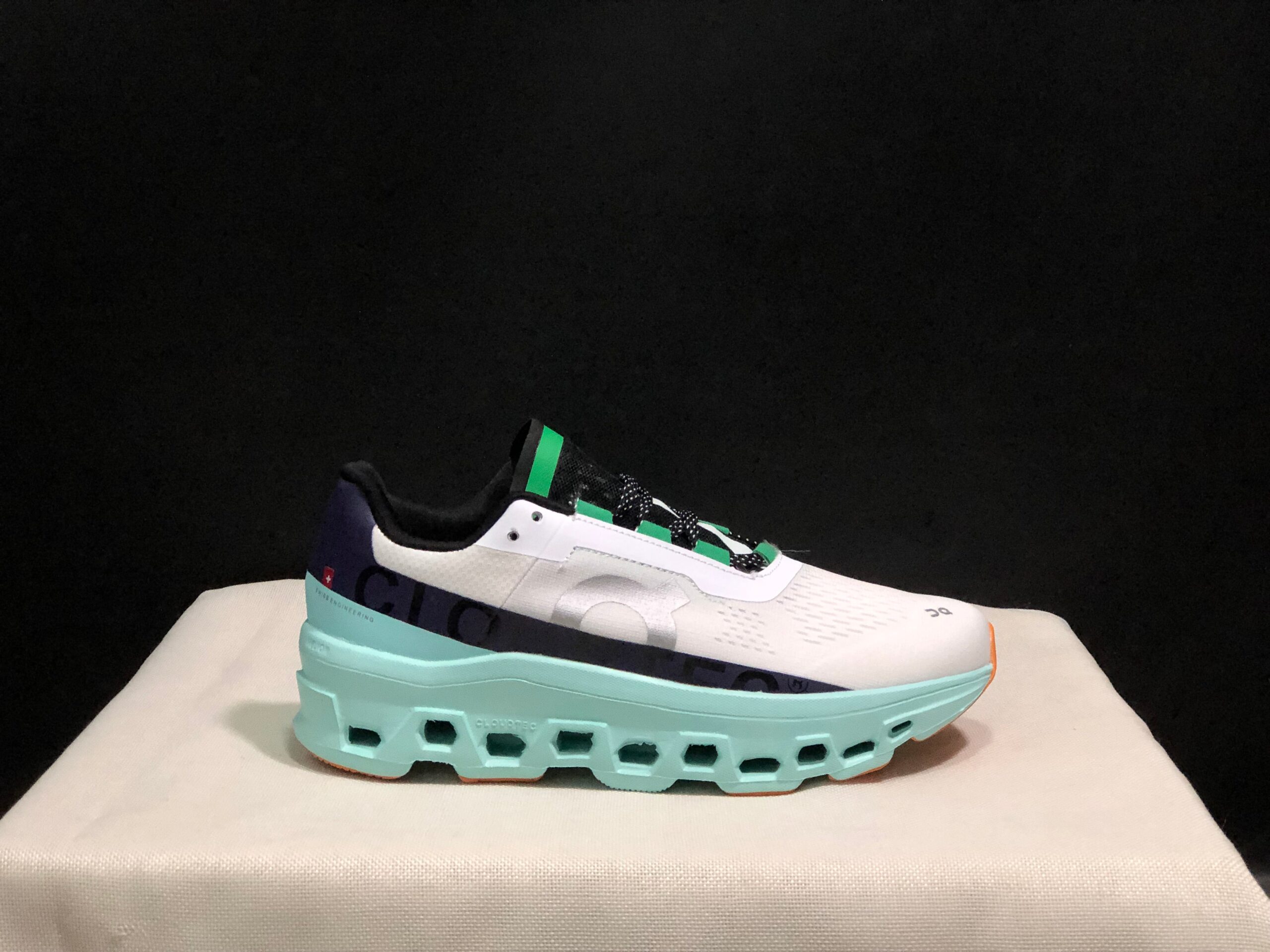 On Running shoes inspired Cloudmonster