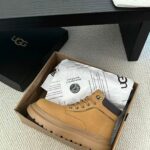 Men’s Ugg Shoes Euro size from 40 to 44
