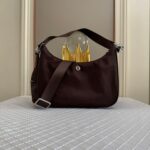 Lululemon underarm bag 3L