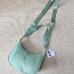 Lululemon underarm bag 3L