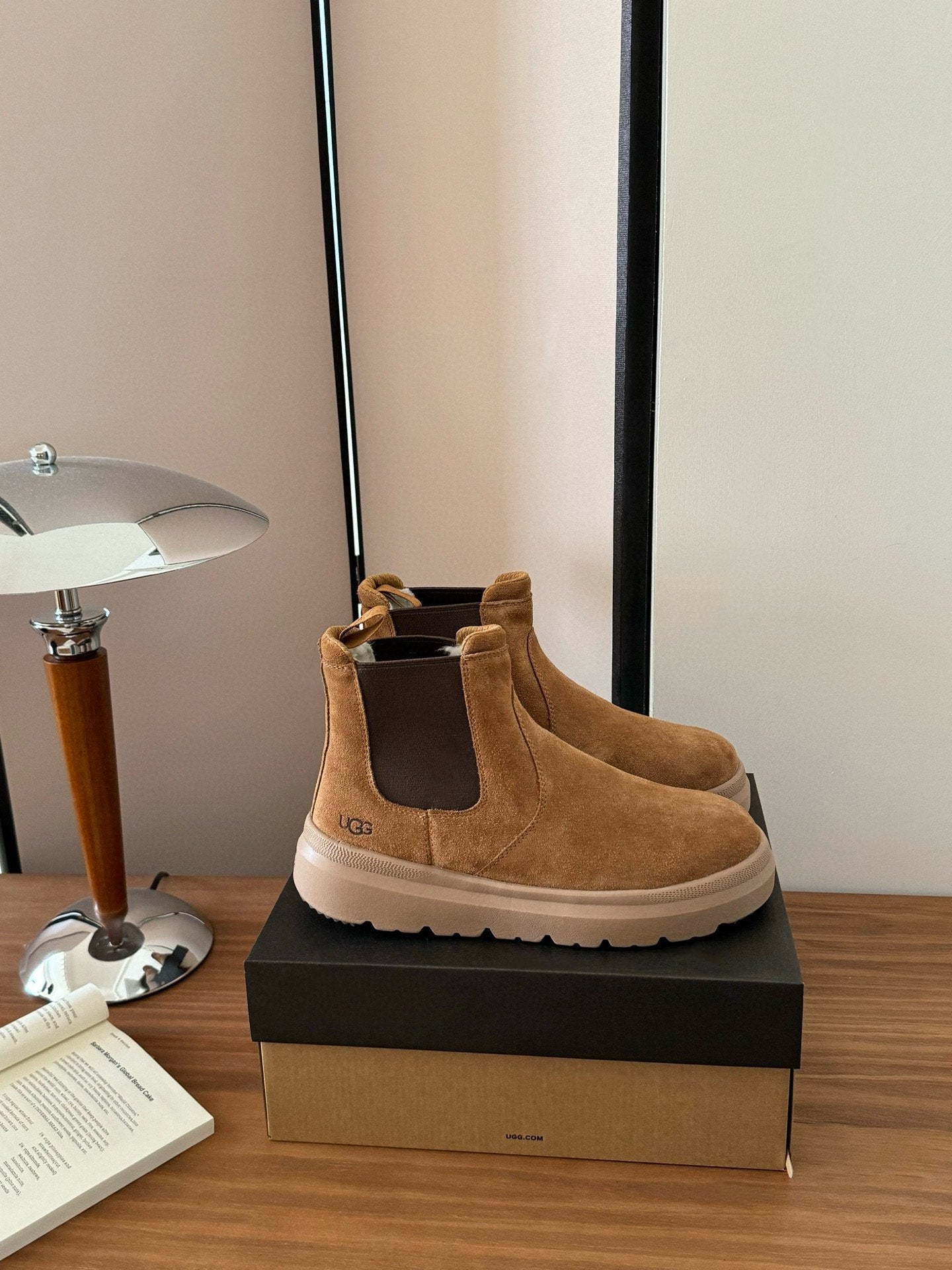 Men's Ugg Shoes Euro size from 40 to 44