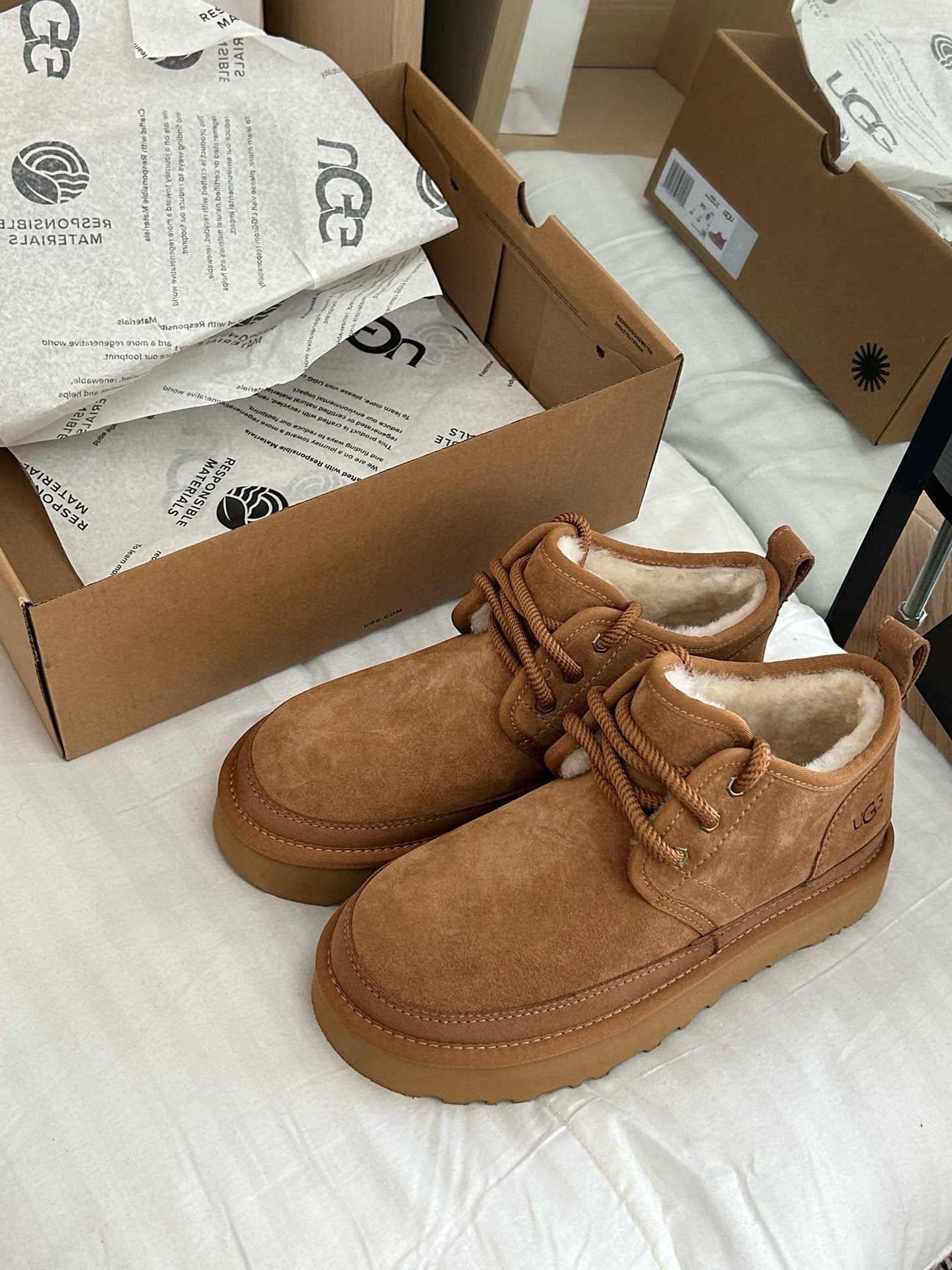 Men's Ugg Shoes Euro size from 40 to 44
