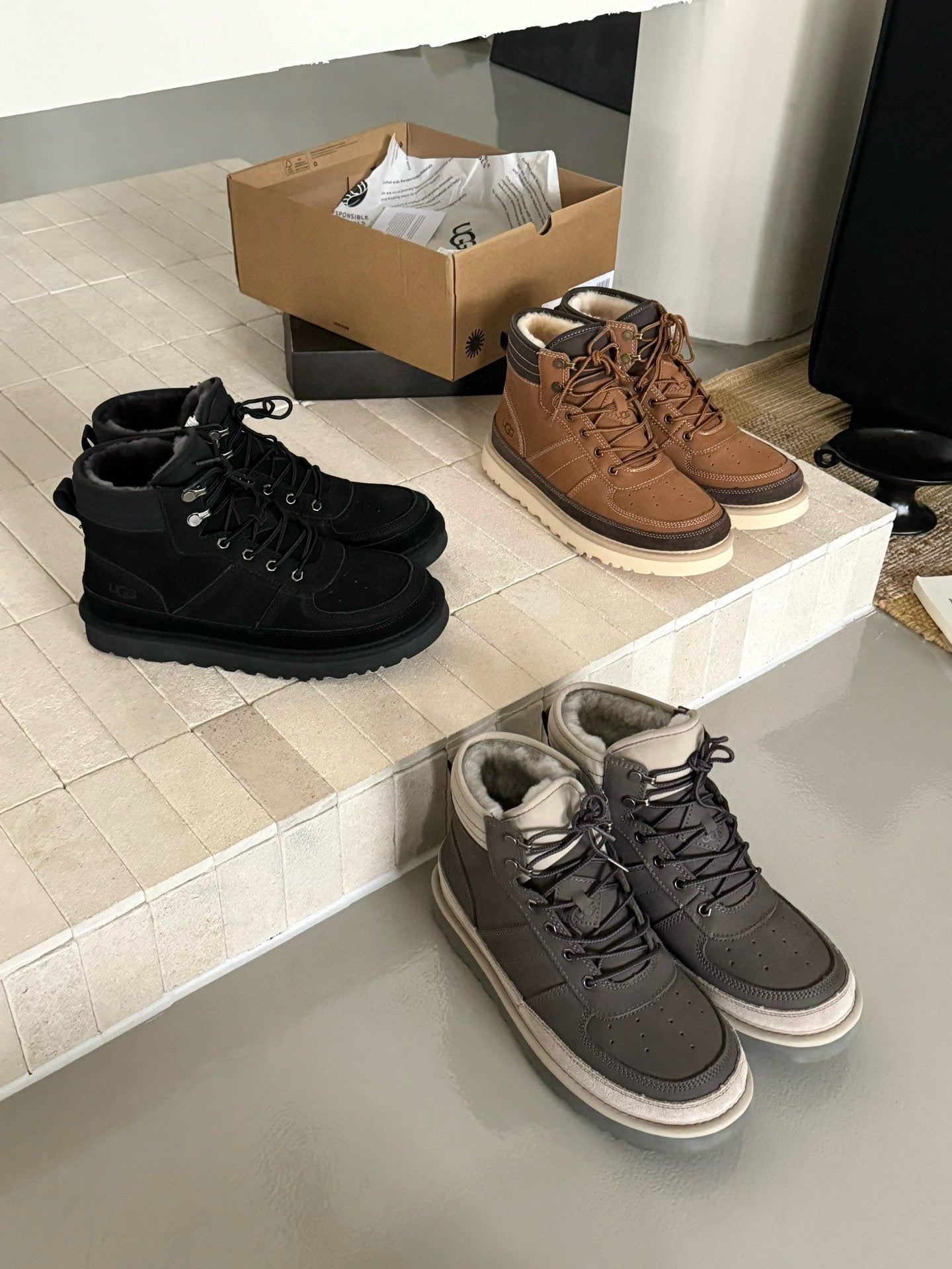Men's Ugg Shoes Euro size from 40 to 44