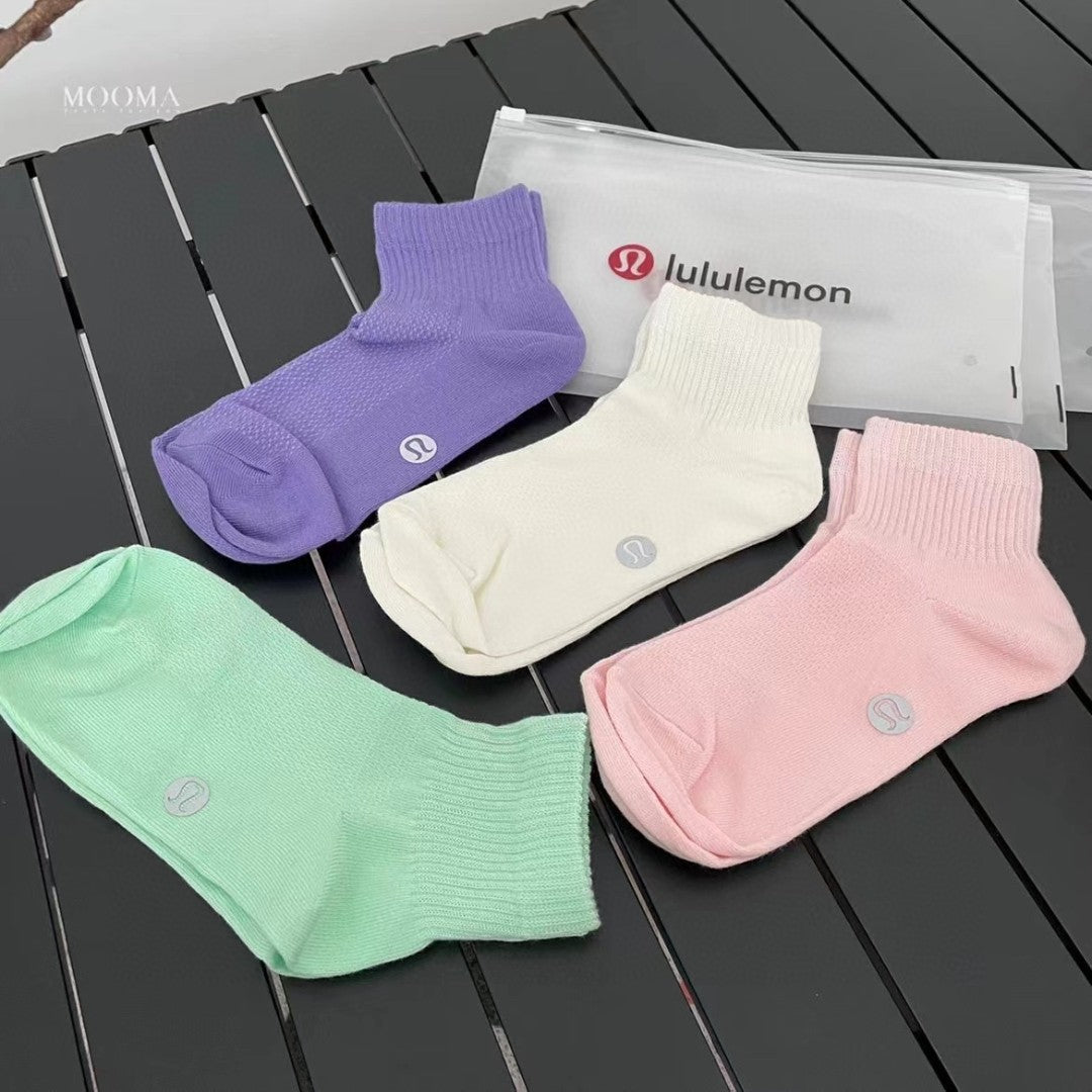 Lululemon women's Men's socks 4 paris / bag