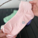 Lululemon women’s Men’s socks 4 paris / bag