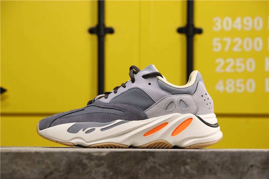 Adidas Yeezy Boost 700 (10 colors )