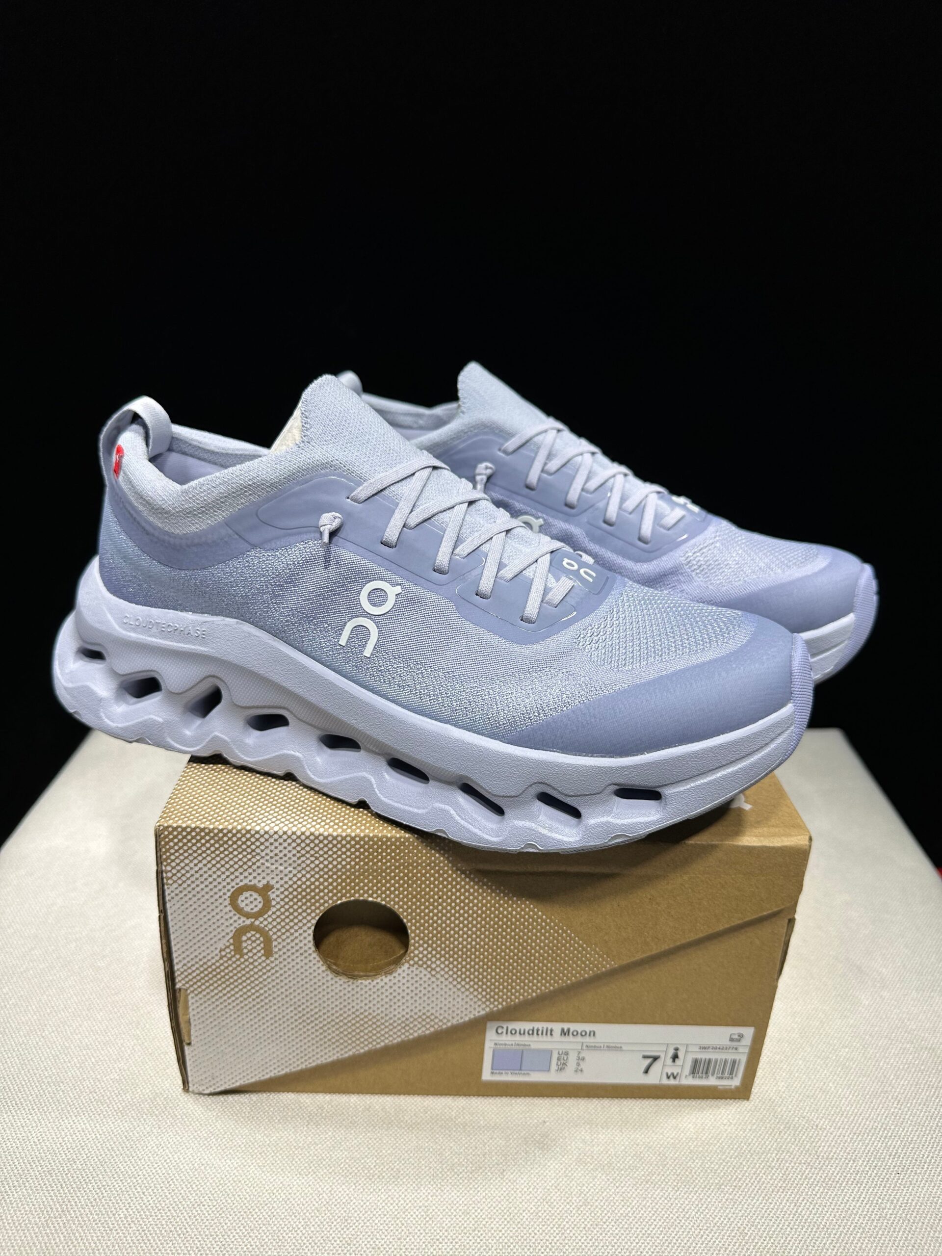 ON RUNNING Inspired On zendaya x law roach x Cloudtilt Moon 3colors