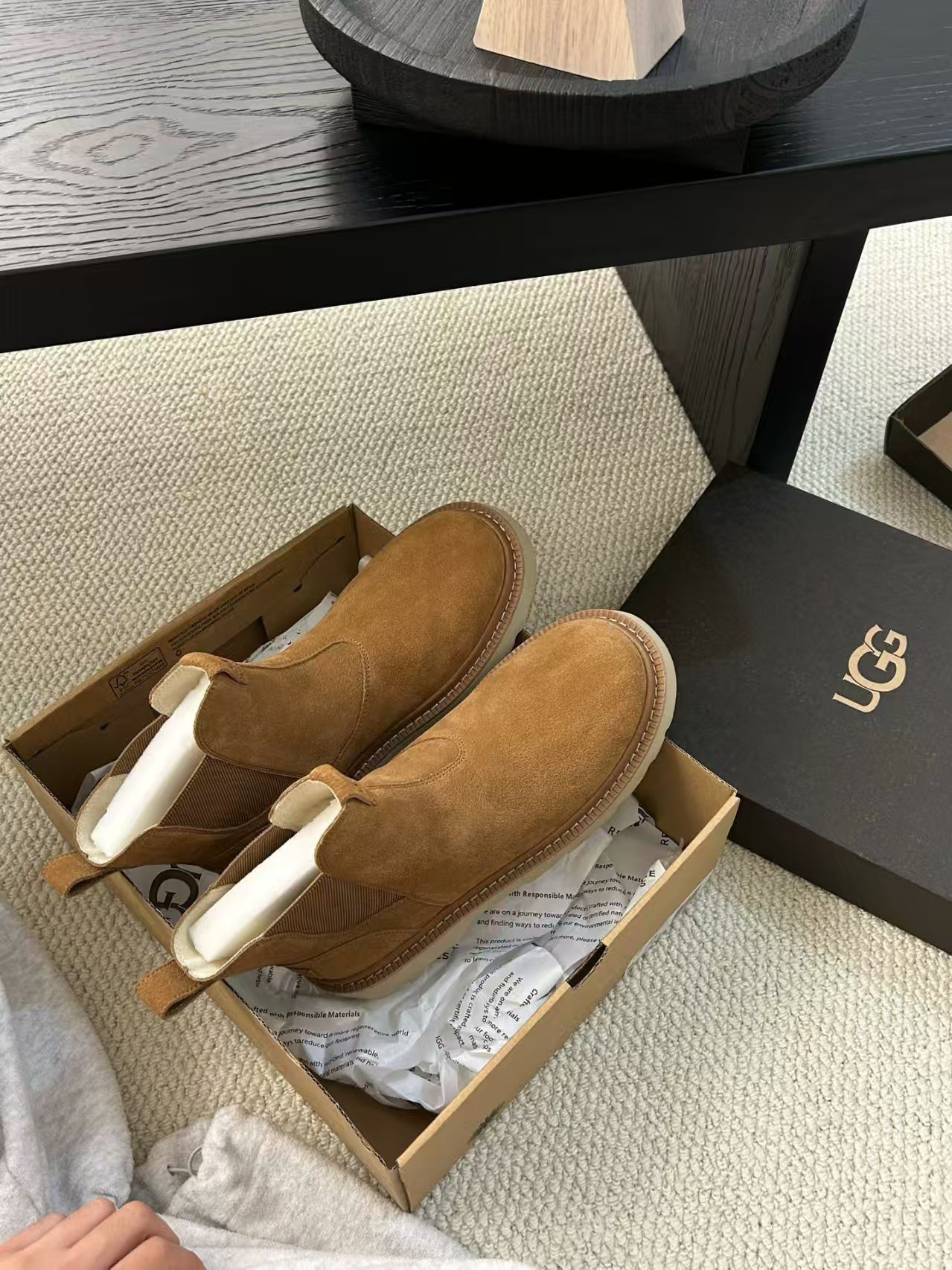 Men's Ugg Shoes Euro size from 39 to 44