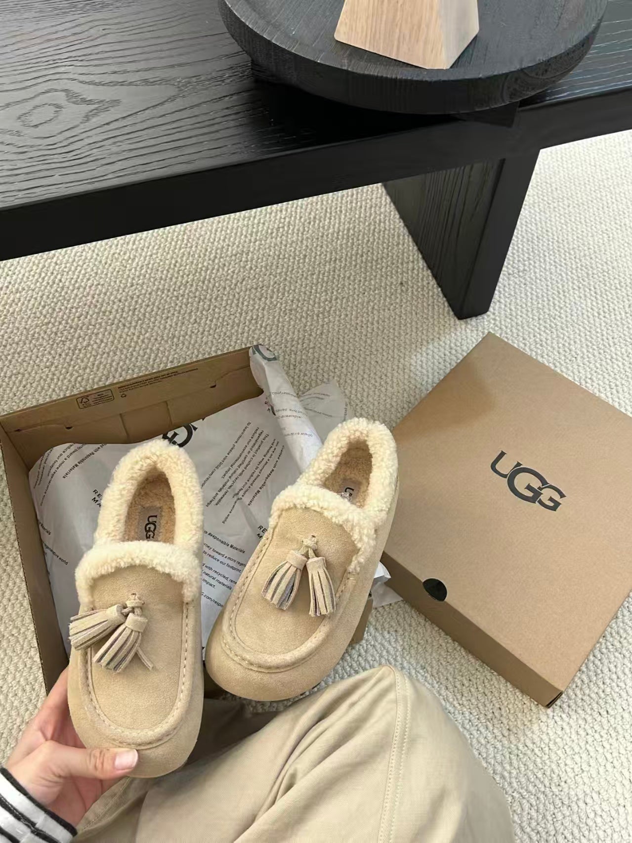 UGG BOOTS