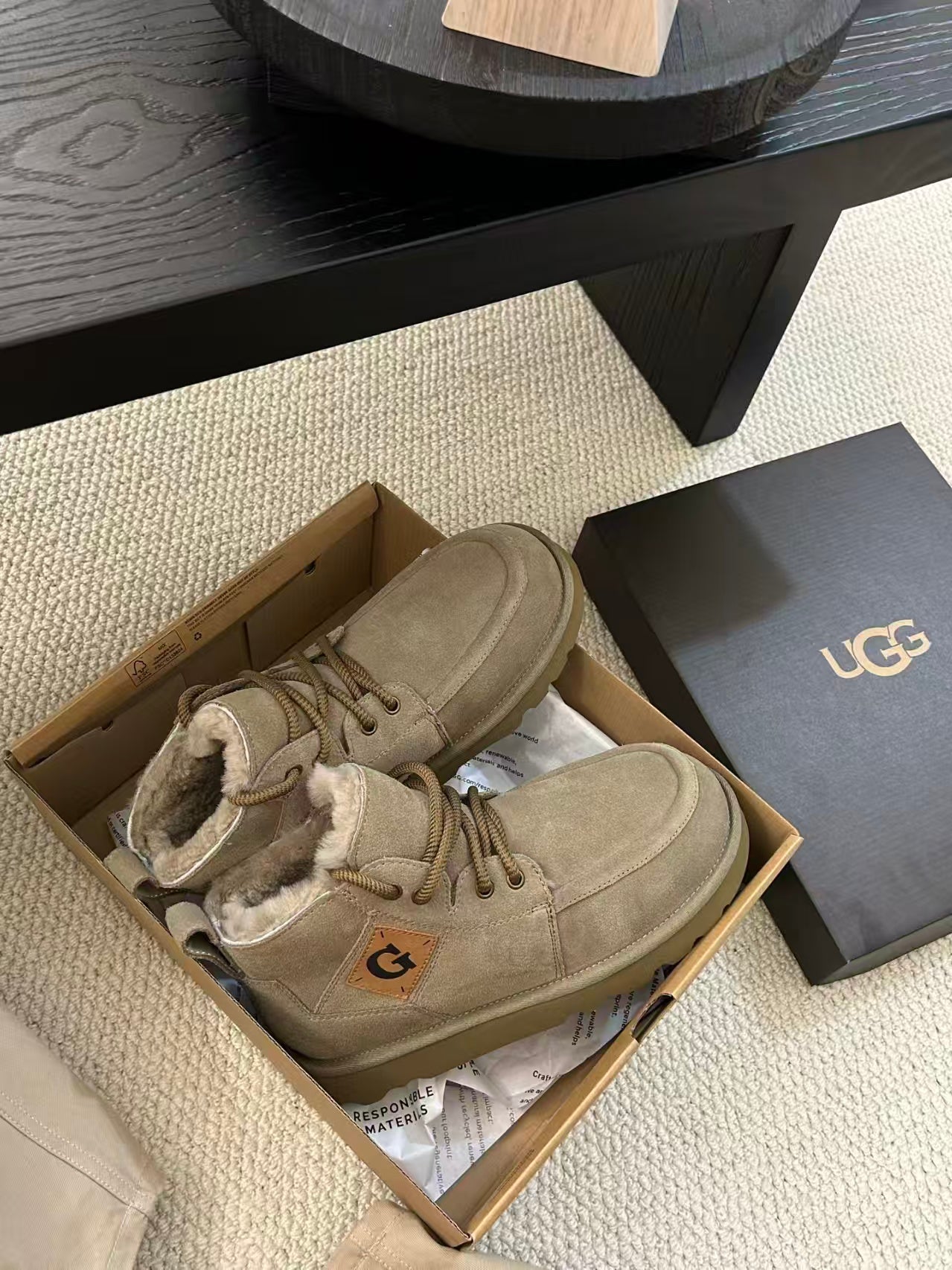Men's Ugg Shoes Euro size from 40 to 45