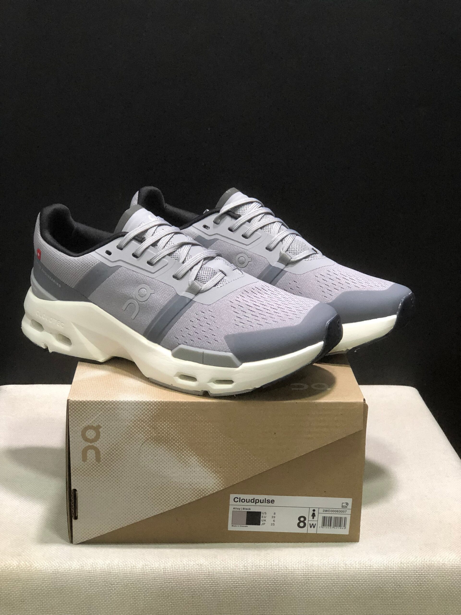 ON RUNNING Inspired On Cloudpulse 9colors