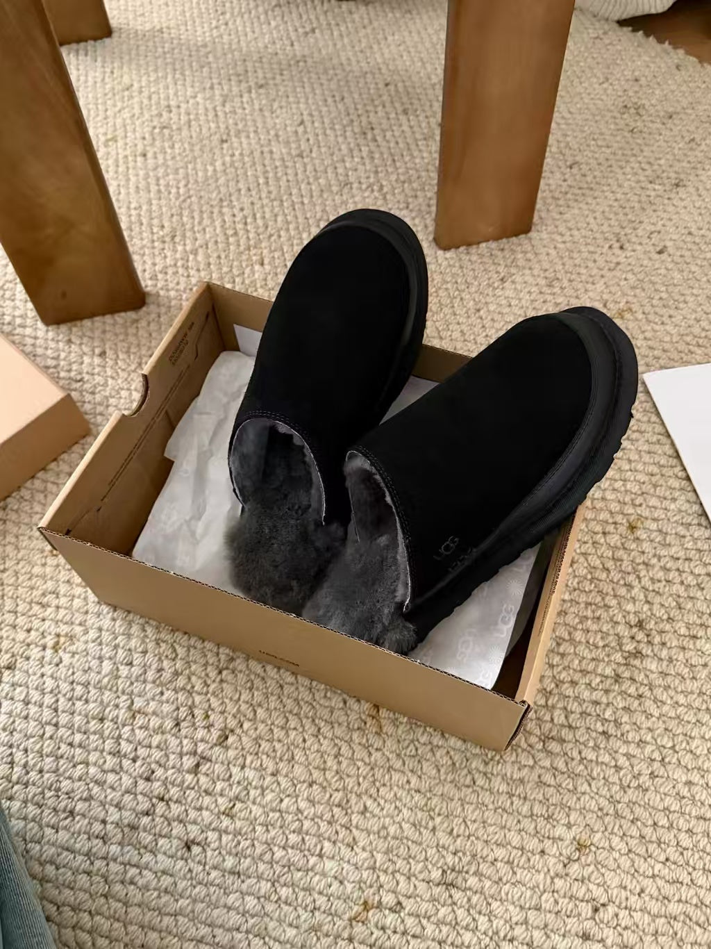 Men's Ugg Shoes Euro size from 40 to 45