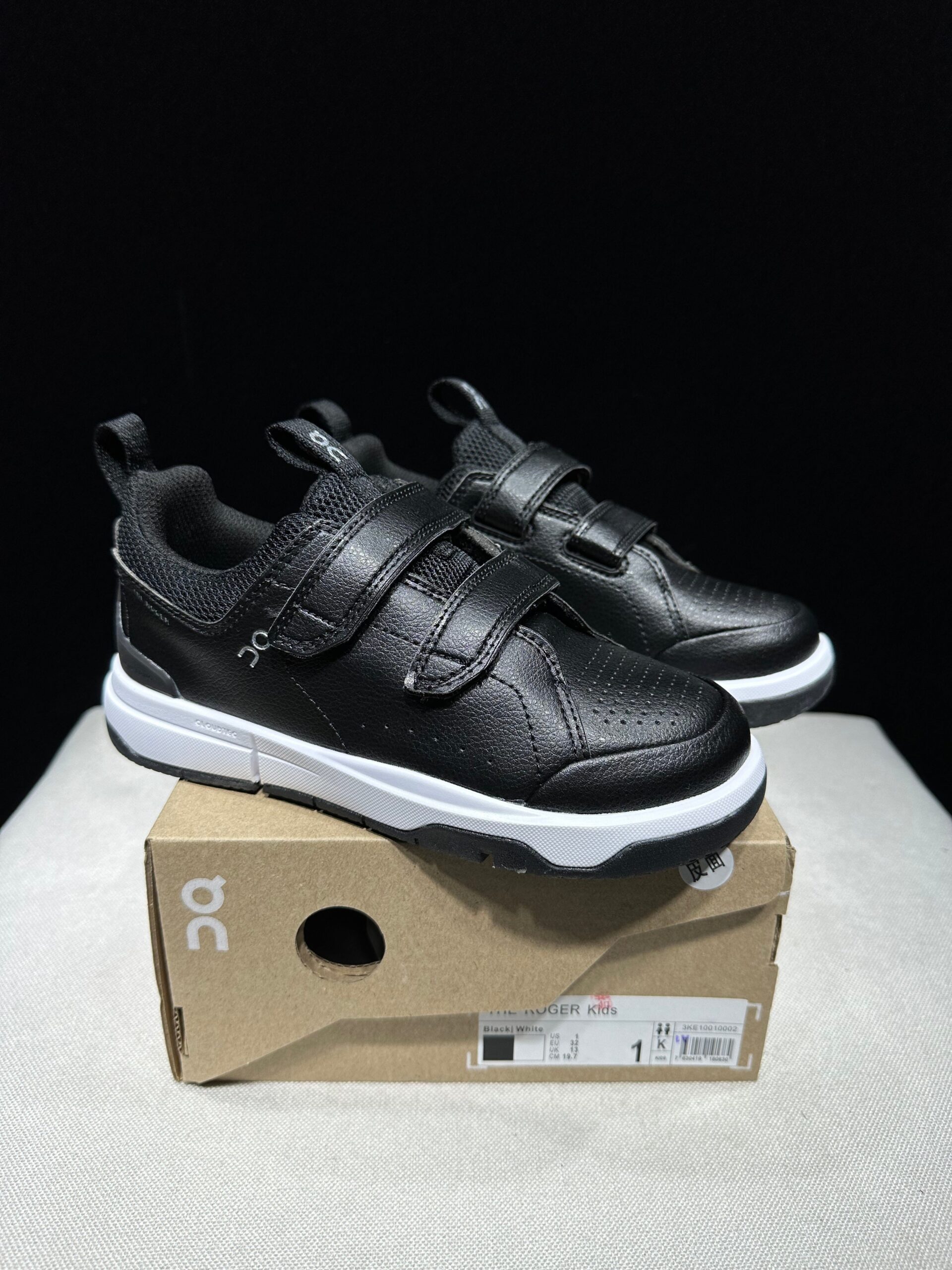 ON RUNNING Inspired On Cloud THE ROGER Kids 5colors